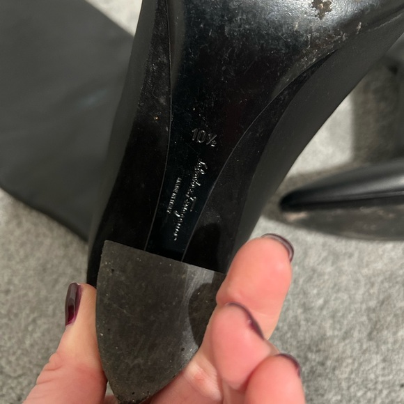 Designer Salvatore Ferragamo leather, knee-high, healed riding boot, size 10.5 - Picture 3 of 4